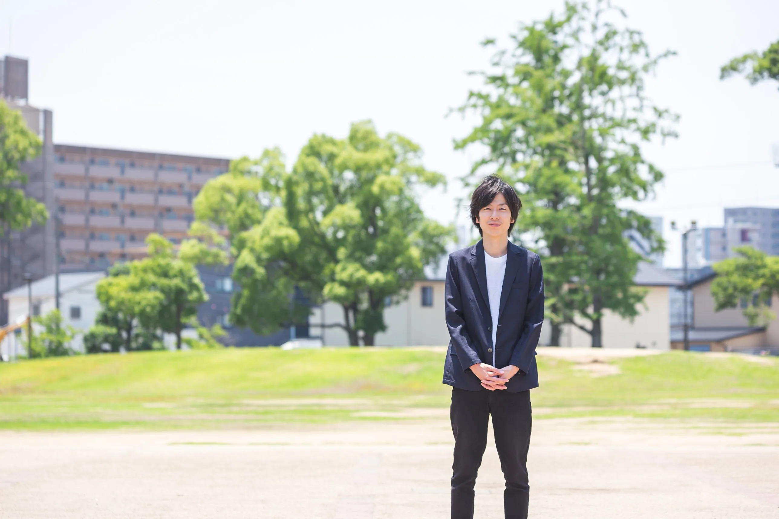 チャットで気軽に聞ける、若くて話しやすい税理士。